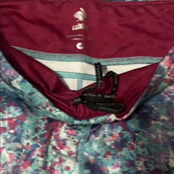 Rabbit Speed Capri - Picture 5 of 8